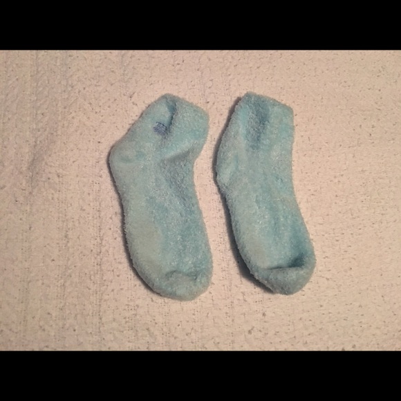 SOLD!! Soft Cozy Socks- NWOT!! - Picture 3 of 3